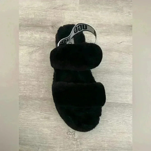 UGG Oh Yeah Slide in Fluff Sandal 8 - Picture 8 of 11